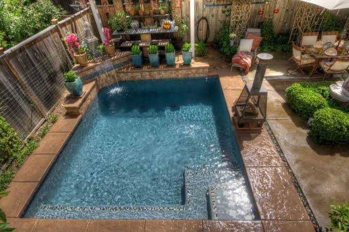 Gunite in Pool